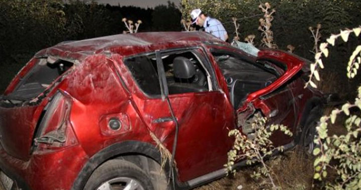 Akhisar-Saruhanlı arasında kaza 2 ölü