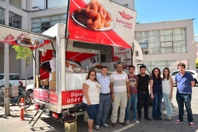 Çarıkçı Gruptan Şehitler İçin Lokma Hayrı