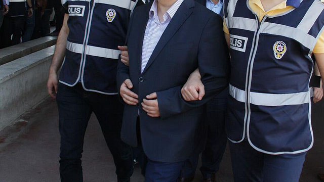 Manisa'da FETÖ Operasyonu: 187 Tutuklu, 126 Gözaltı