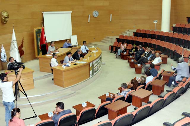 Akhisar Belediyesi Ekim ayı meclis toplantısı 2.oturumu gerçekleşti