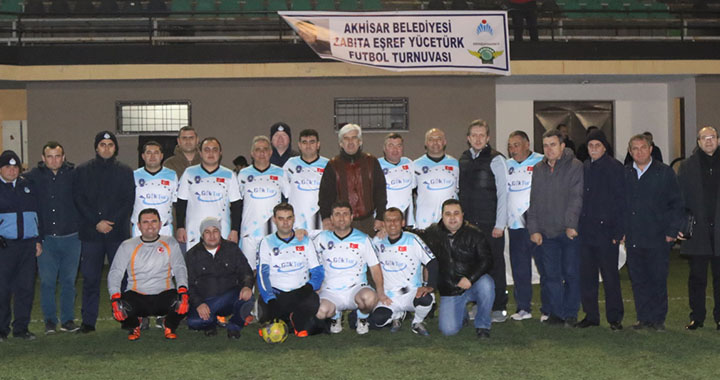 Akhisar Belediyesi Eşref Yücetürk turnuvası başladı