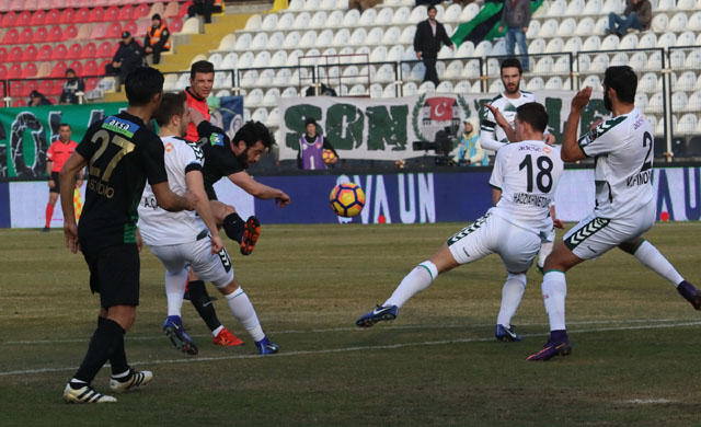 Vaz Te Akhisar’ı Uçurdu 1-0