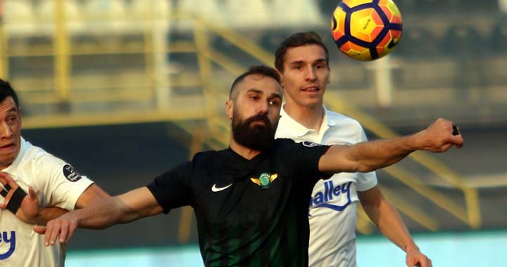 Akhisar Belediyespor'da Serdar Kesimal'in sözleşmesi fesih edildi