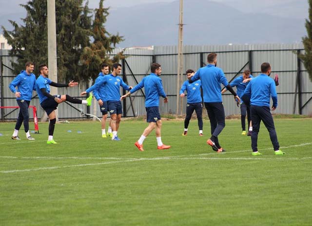 Akhisar Belediyespor, Gençlerbirliği maçının taktiğini çalıştı