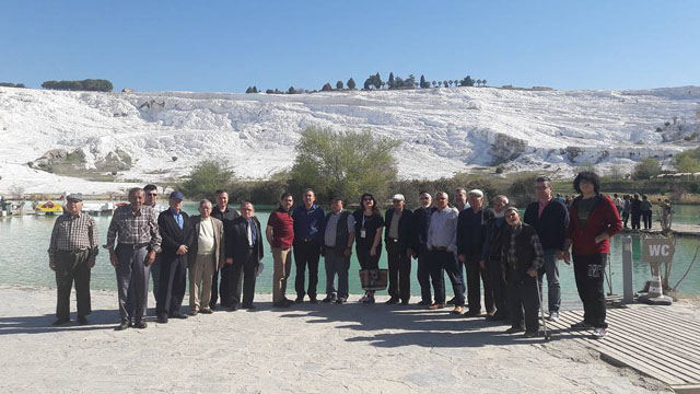 Huzurevi sakinleri, Aybek Turizm ile Pamukkale’deydi