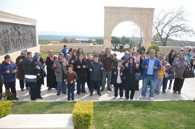 Akhisar’ın özel çocukları Çanakkale’yi keşfetti