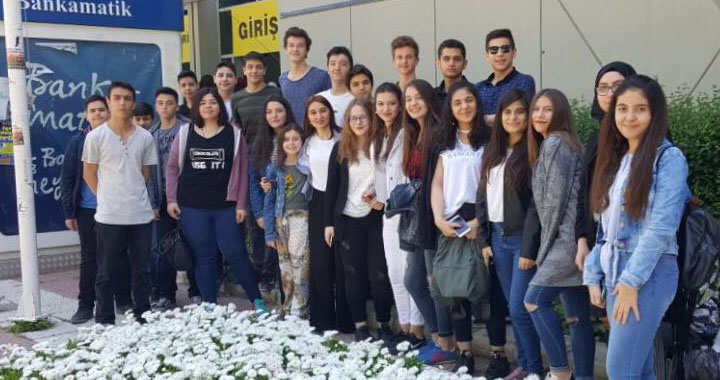 Özel Akhisar Eksen Temel Lisesi İzmir TÜYAP kitap fuarında