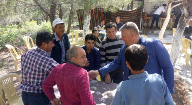 Akhisar Koordinatörü Ensivri, mahalle hayırlarına katıldı