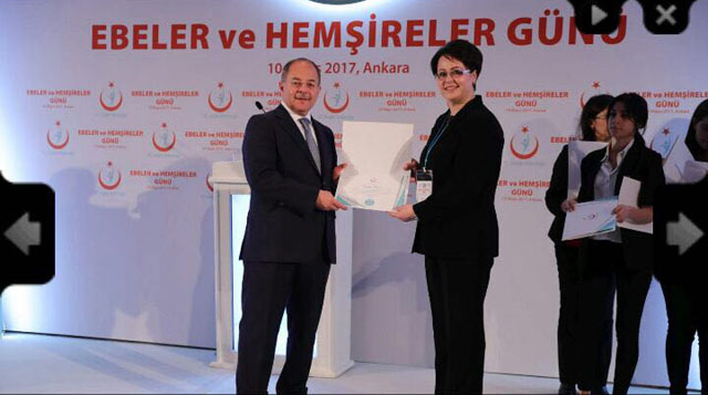 Manisa’da yılın hemşiresi ödülü Akhisar’dan geldi