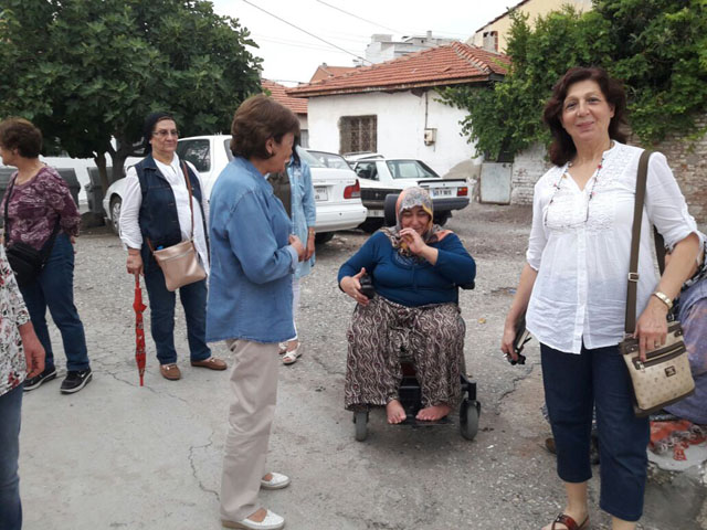 CHP kadın kollarından ramazan kolisi