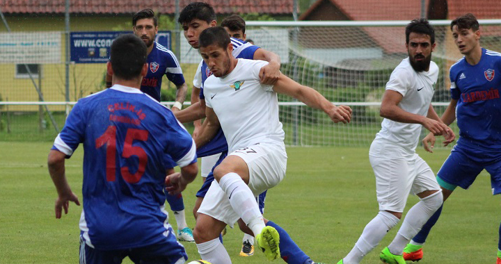 Akhisar Belediyespor, Kardemir Karabükspor'la 2-2 berabere kaldı