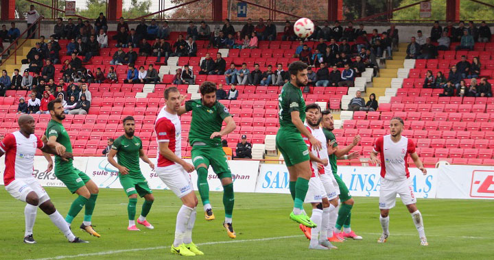 Hazırlık maçında Teleset Mobilya Akhisarspor 2-0 mağlup oldu