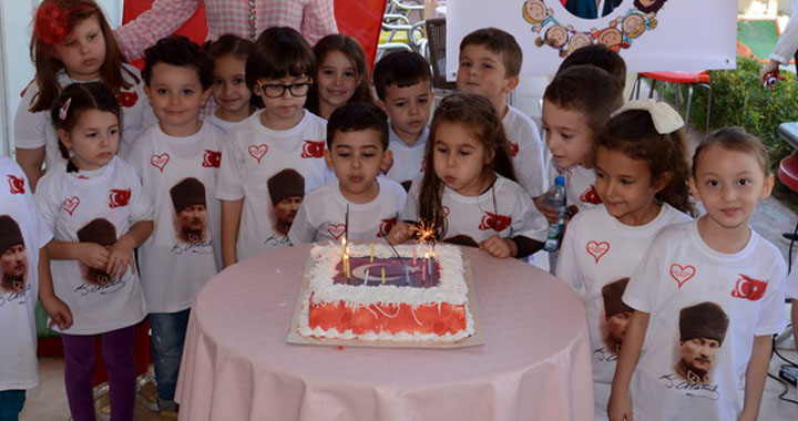 Anasınıfı öğrencilerinden Cumhuriyet Bayramı kutlaması