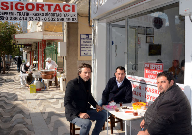 Yavuz Sigorta yeni yerinde Lokma hayrı yaptı