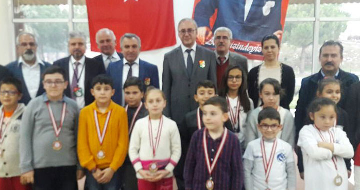 2017–2018 yaş grupları küçükler satranç turnuvası Akhisar birinciliği