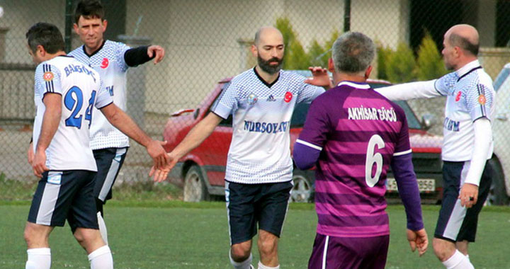 Akhisargücü, evinde büyük yara aldı 0-4