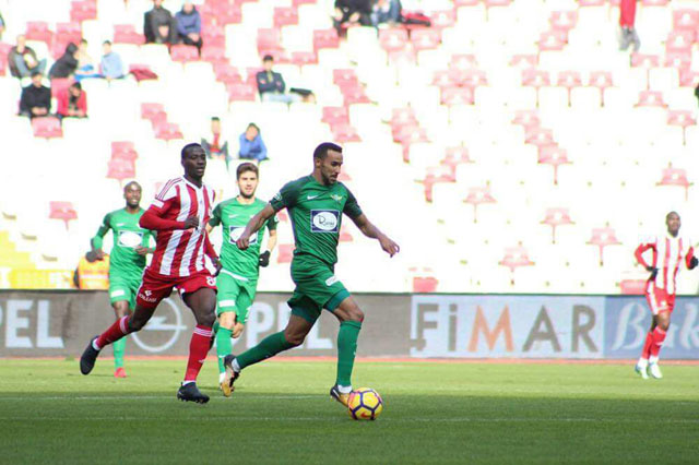 T.M Akhisarspor, Sivas deplasmanından 1 puanla dönüyor