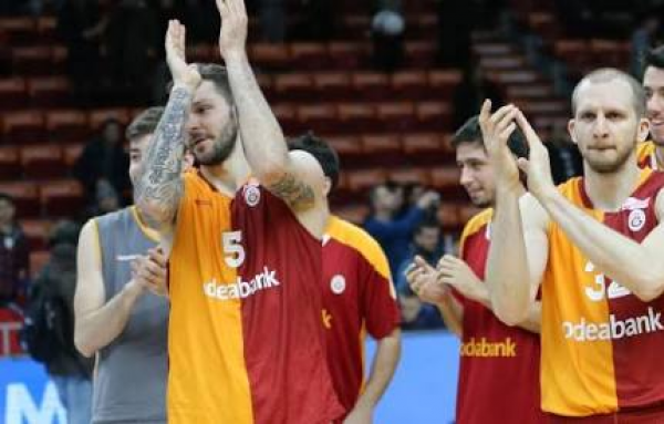Galatasaray Basketbolda Sınıfta Kaldı