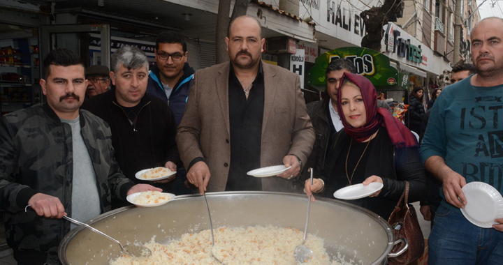 Ülkü Ocakları Zeytin Dalı Harekatı Şehitleri için pilav hayrı
