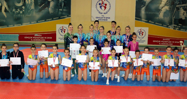 Manisa'da okullar arası aerobik cimnastik il birinciliği yapıldı