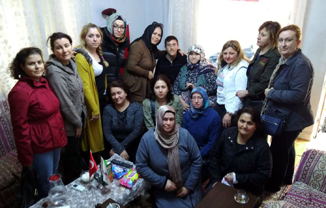 Ülkücü kadınlar, Afrin Kahramanını ziyaret etti