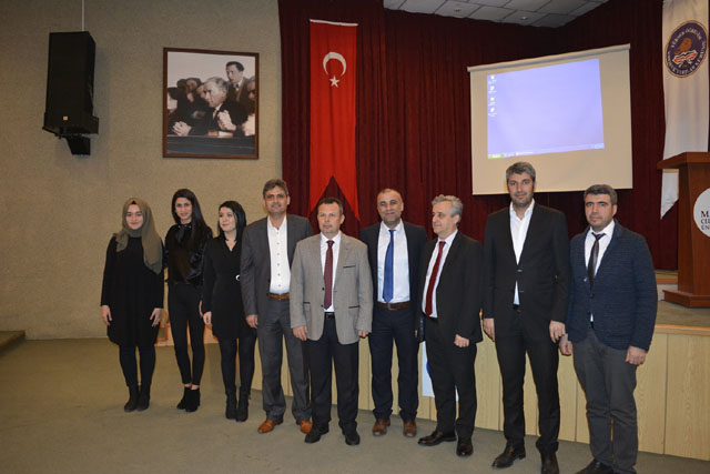 MCBÜ Akhisar’da “İstiklal Marşının kabulü ve Mehmet Akif Ersoy” anlatıldı