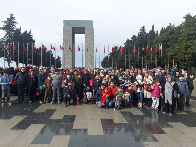 Akhisarlı Özel Çocuklar Çanakkale şehitliğini ziyaret etti