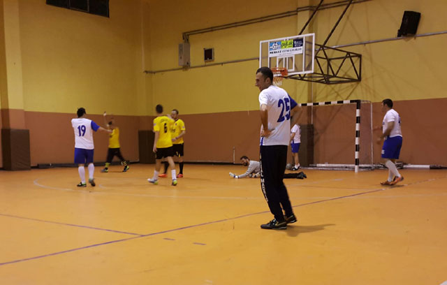 Hüseyin Çeçen ve Armağan Özeş Futsal turnuvasında 3 grupta üst tura çıkanlar belli oldu