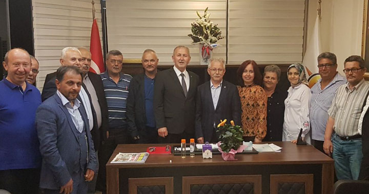 MHP Akhisar’dan AK Parti’ye Cumhur İttifakı ziyareti