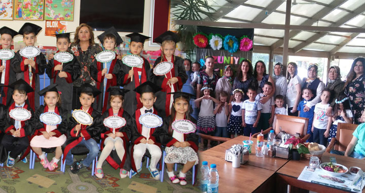 Misak-ı Milli İlkokulu, anasınıfı sabahçı grupların mezuniyet sevinci