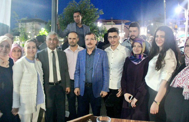 Milletvekili Uğur Aydemir, güçlü Türkiye için destek istedi