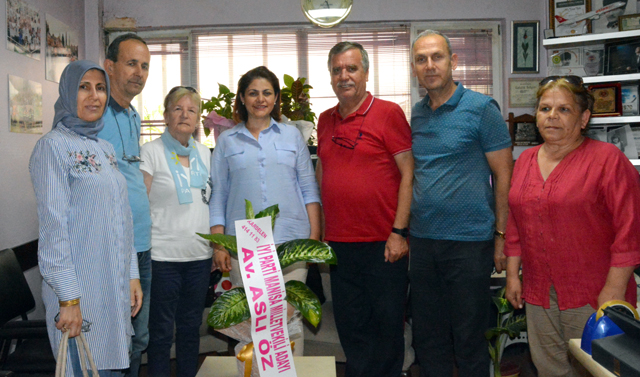 İYİ Parti Milletvekili adayı Aslı Öz, Akhisar Haber'i ziyaret etti