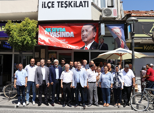 AK Parti 17’inci kuruluş yılında lokma hayrı düzenledi