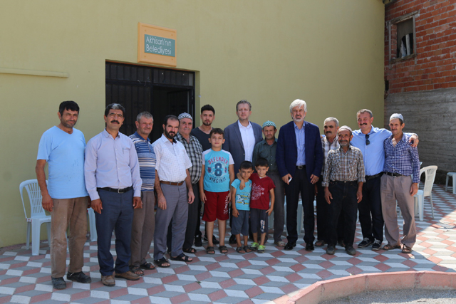 Akhisar Belediye Başkanı Salih Hızlı’dan Muştullar Mahallesine ziyaret