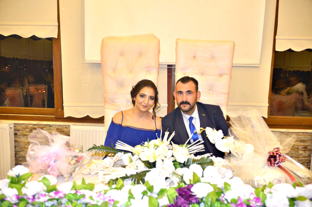 İpek ile Cihan, evlilik yolunda ilk adımlarını attı