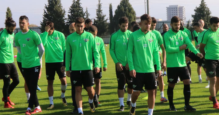 Akhisarspor’da Sevilla maçı hazırlıkları