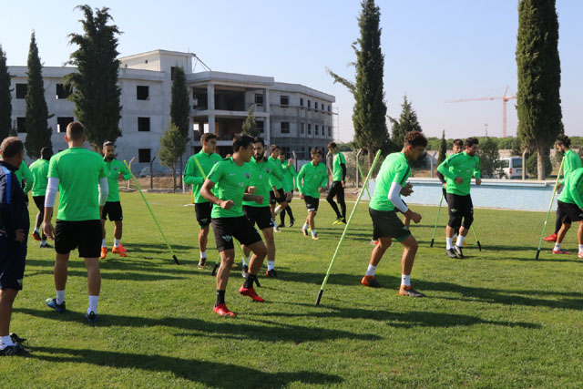 Akhisarspor, Avrupa'da moral arıyor