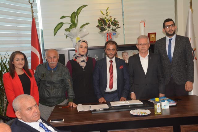 Hüseyin Koçoğlu, Belediye başkan aday adaylığını açıkladı