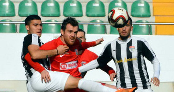 Manisaspor, Akhisar'da konuk ettiği Bayrampaşa'yı 1-0 yendi