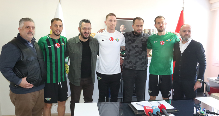 Akhisarspor’da 3 transfer birden!