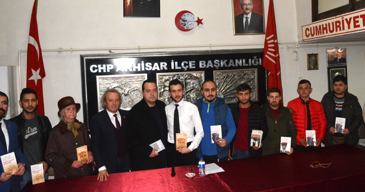 CHP İlçe Teşkilatı, Uğur Mumcu’yu basın açıklamasıyla andı