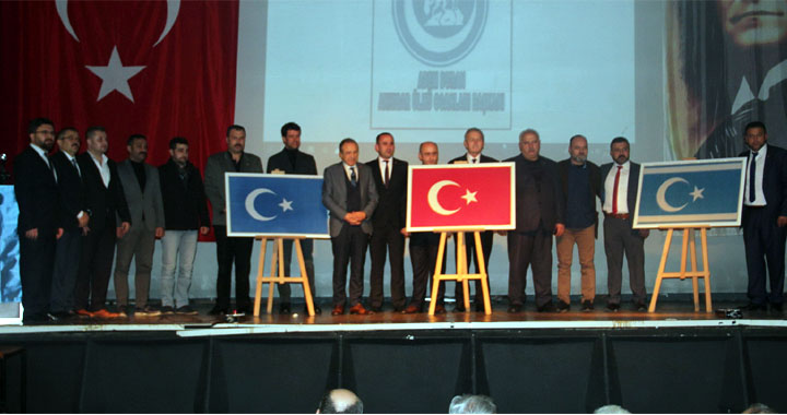 Akhisar Ülkü Ocaklarından Doğu Türkistan Konferansı
