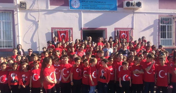 A.Vehbi Bakırlıoğlu İlkokulu’ndan muhteşem 18 Mart Programı
