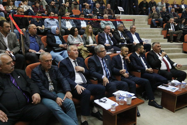 Akhisar Belediye Meclisinde Cumhur ittifakı ayrıldı