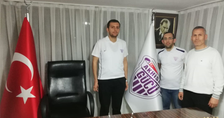 Akhisargücü Antrenörü GM Barış Esen milli takımda