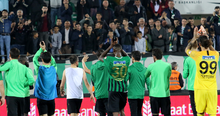 Akhisarspor, Ziraat Türkiye Kupasında adını finale yazdırdı