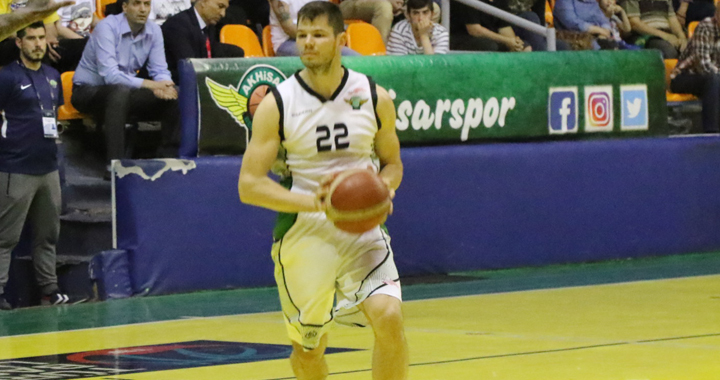 Akhisar Belediye Basket, Cizauskas ile sözleşme yeniledi