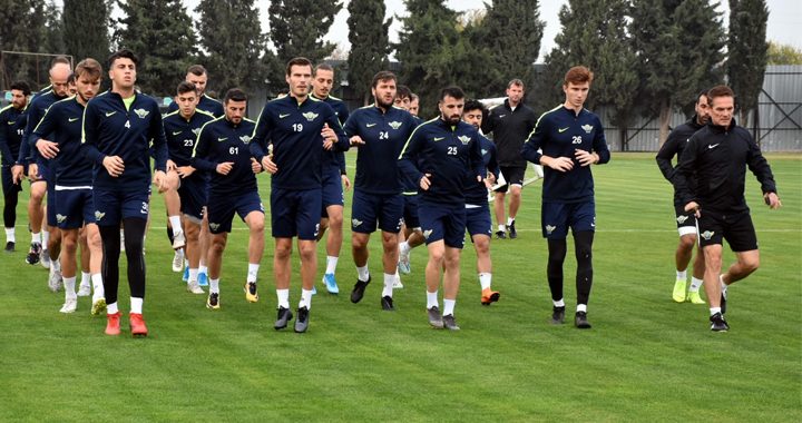 Akhisarspor’da Altay hazırlıkları başladı