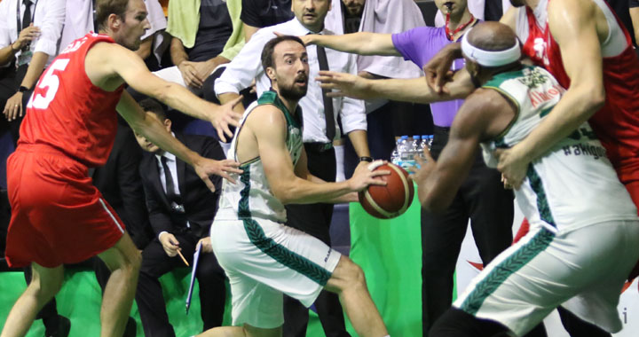 Akhisar Belediye Basket, Samsun'u rahat geçti