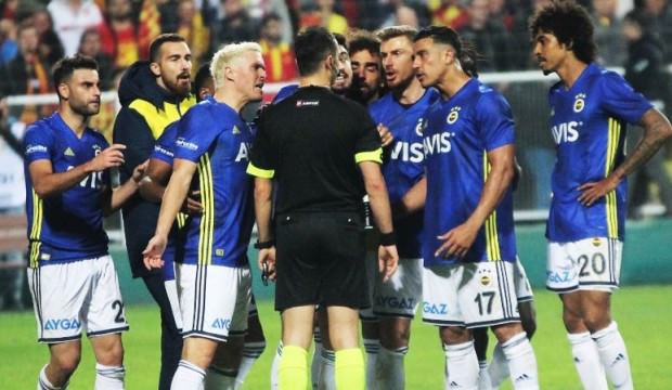 Göztepe - Fenerbahçe Maçında Yanlış Karar Yankıları